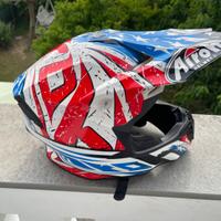 Casco airoh  + guanti abbinati