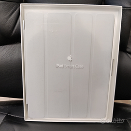 Apple iPad Smart Case