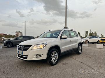 VOLKSWAGEN Tiguan 2.0 TDI Trend & Fun BlueMot. Tec