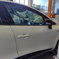 Porta anteriore dx nuda RENAULT CLIO del 2018