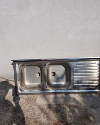 lavello in acciaio inox