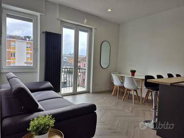 Billocale ristrutturato e arredato a nuovo NoLo