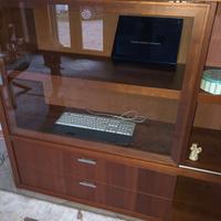 libreria con ripiani