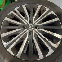 kit gomme  invernali complete  di  cerchi 