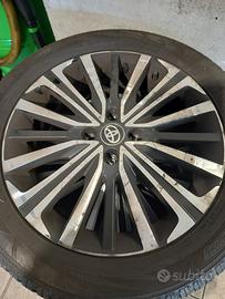 kit gomme  invernali complete  di  cerchi 