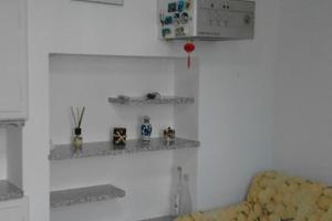 Bilocale Via Bottini Genova