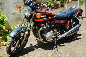 Kawasaki 900 d'epoca - 1974 4 marmitte