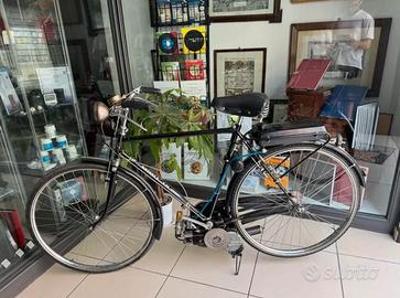 Bicicletta con motore 1946 Mosquito