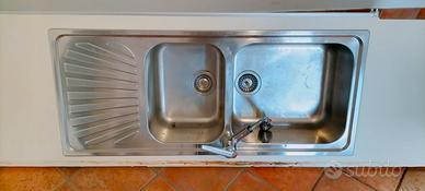 Piano cucina +lavandino  + penisola 