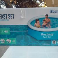 piscina gonfiabile