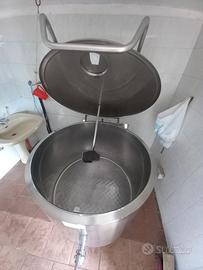 Refrigeratore per latte