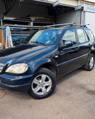 Mercedes ML 270 TD cat. CDI
