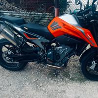 Ktm duke 790