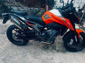 Ktm duke 790