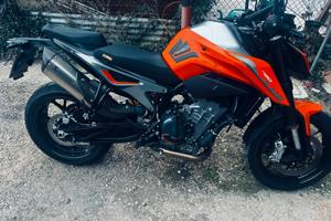 Ktm duke 790