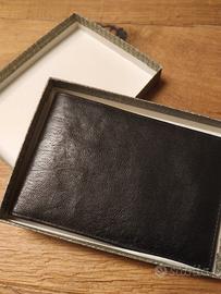 Portafogli da uomo in pelle nera