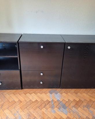 mobile moderno in colore wenge