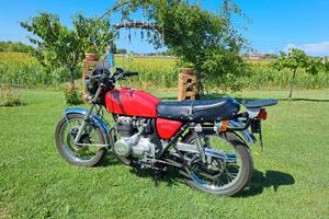 Honda CB400F del 1977 con certificato di storicità