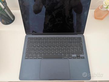 MacBook Air 13” M4 2025 - 16GB RAM / 256GB NUOVO