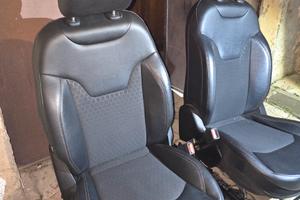 interni jeep compass 4xe 2020