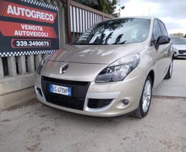 RENAULT Scénic 1.5dci 110cv cambio automat - 2011