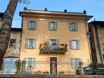 Bifamiliare a schiera