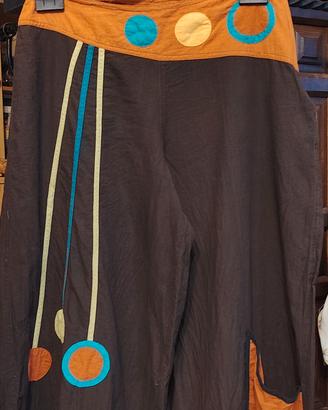 Pantaloni Etnici in Cotone 100%. 
Sara Art of Indi