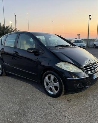 MERCEDES-BENZ A 180 CDI Avantgarde