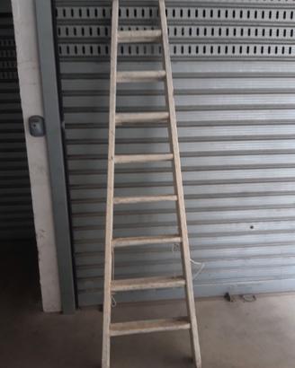 Scala in legno