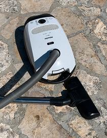 Aspirapolvere traino Miele S 2110