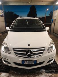 Mercedes-Benz cl. B 180