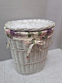 Cesto portabiancheria in vimini