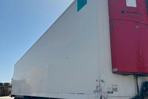 SEMIRIMORCHIO FRIGO SCHWARZMULLER