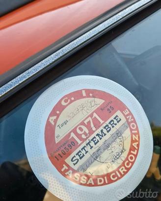 Personalizza la tua auto d’epoca – Portabolli