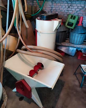 pigiatrice e diraspatrice uva