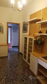 Ampia camera pressi Magistero