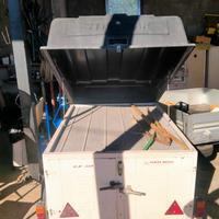 rimorchio per auto per animali