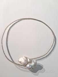 collana con perle scaramazze bianche 