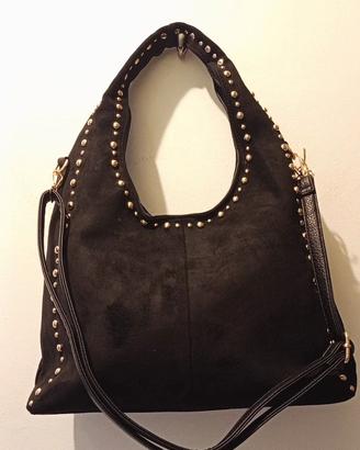 Borsa eco camoscio con borchie nera