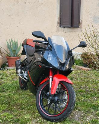 Derbi gpr125 4t 2010