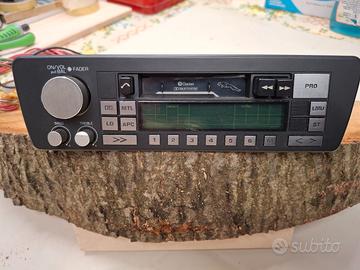 AUTORADIO CLARION JAGUAR XJS6/12  ANNI 80
