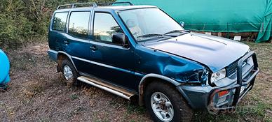 Auto per ricambi no passaggio.