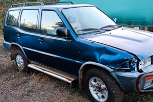 Auto per ricambi no passaggio.