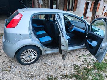 Fiat grande punto 1.3 Mjt diesel del 2006  5 por t