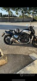 Yamaha V Max 1700 200 cv