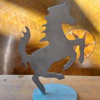 Cavallo Ferrari statua in ferro battuto 