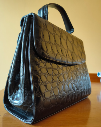 Borsa pitonata