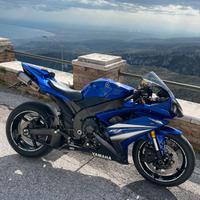 Yamaha R1 scarico mappa a banco cambio elettronico