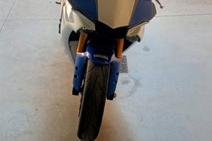 Yamaha R1 2015
