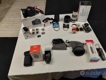 Macchina fotografica Canon EOS 5D Mark ii con corr